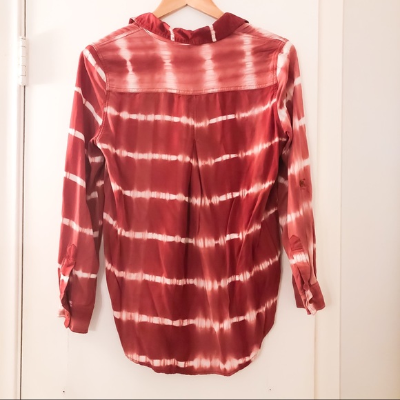 Button down tie die high low blouse, small - Picture 2 of 2
